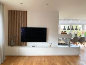 Lowboard nach Maß für das Wohnzimmer in Weiß