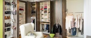 Kleiderschrank nach Maß im Schlafzimmer